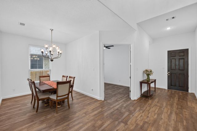 751 Whitetail DR, Round Rock, TX 78681