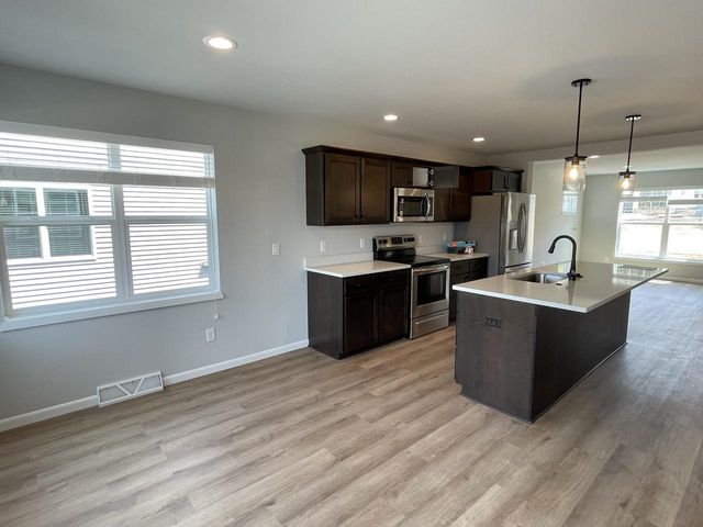 838 Lady Bug Lane, Verona, WI 53593