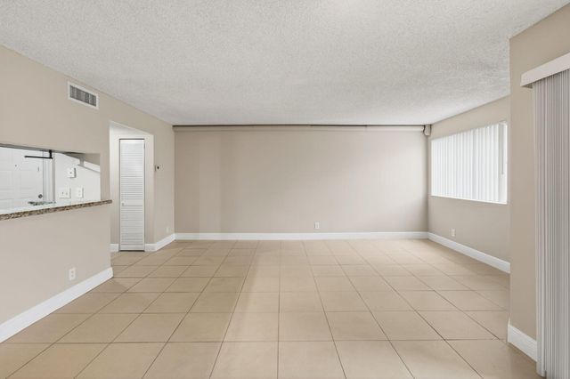 9901 Westview Drive 324, Coral Springs, FL 33076