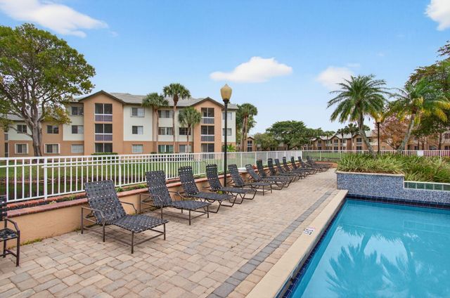 9901 Westview Drive 324, Coral Springs, FL 33076