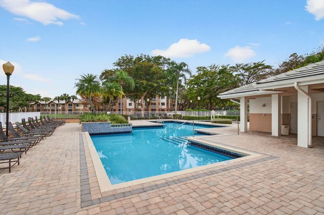 9901 Westview Drive 324, Coral Springs, FL 33076