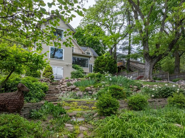 2410 Terrace Road, Des Moines, IA 50312