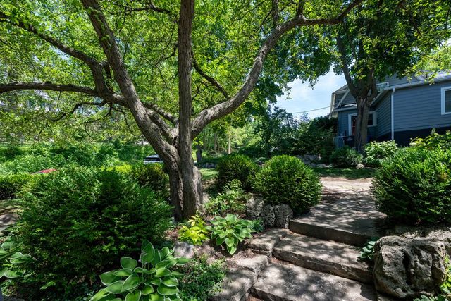 2410 Terrace Road, Des Moines, IA 50312