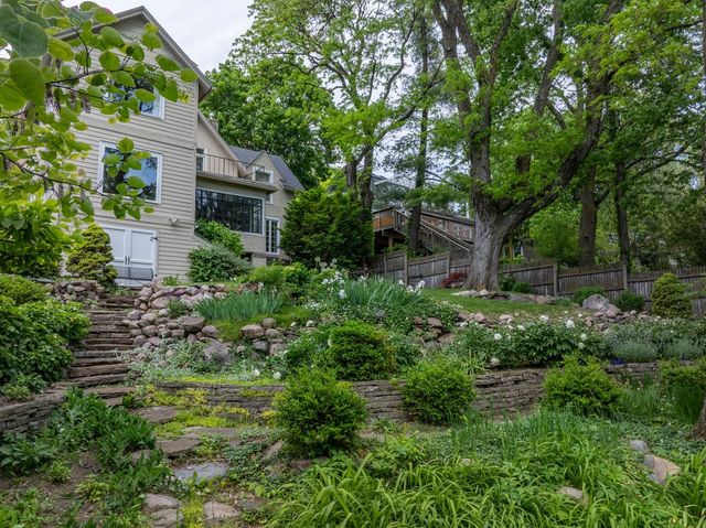 2410 Terrace Road, Des Moines, IA 50312