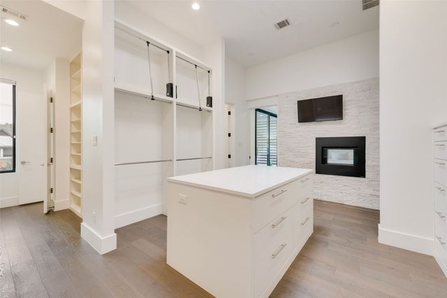 6420 Kenwood Avenue, Dallas, TX 75214