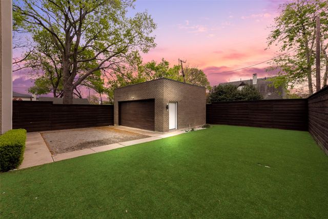 6420 Kenwood Avenue, Dallas, TX 75214