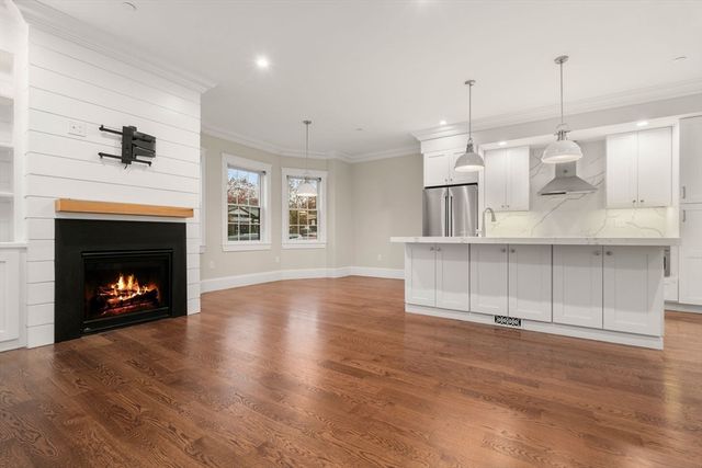 144 Highland Ave 1, Somerville, MA 02143