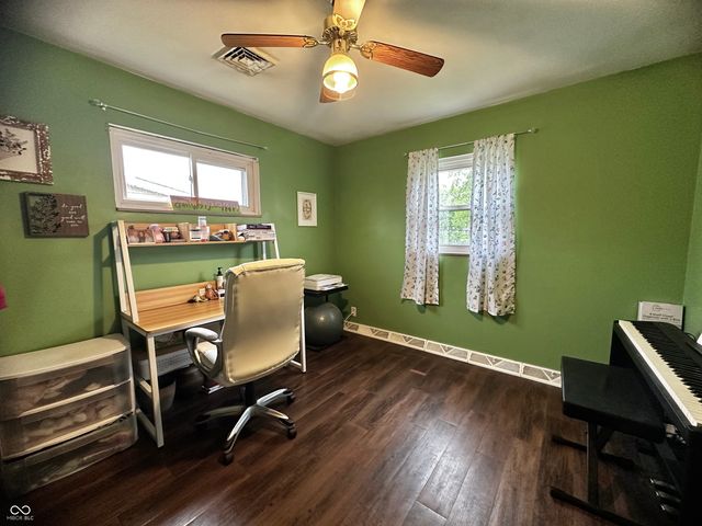 2809 N Rosewood Avenue, Muncie, IN 47304