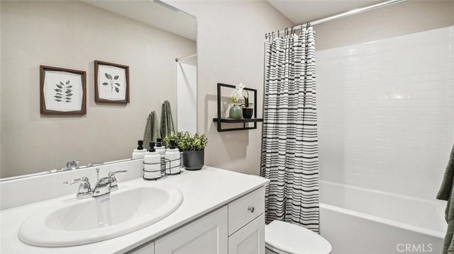 31148 Maple Bark Drive, Winchester, CA 92596