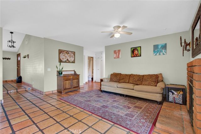 3395 Santa Cruz Drive, Riverside, CA 92507