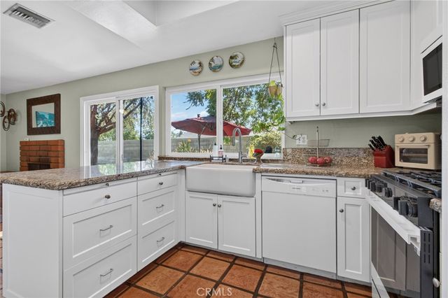 3395 Santa Cruz Drive, Riverside, CA 92507