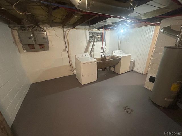 14716 Archdale Unit 2 Street, Detroit, MI 48227