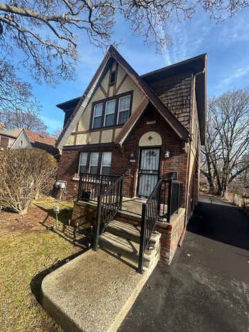 14716 Archdale Unit 2 Street, Detroit, MI 48227