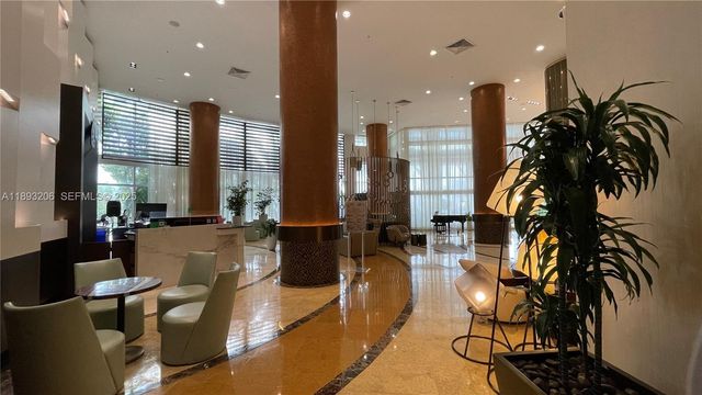18001 Collins Avenue 2814, Sunny Isles Beach, FL 33160