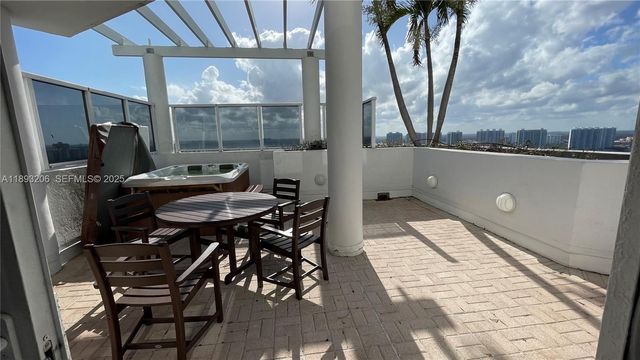 18001 Collins Avenue 2814, Sunny Isles Beach, FL 33160