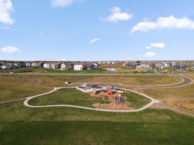 1638 Shasta Drive, Shakopee, MN 55379