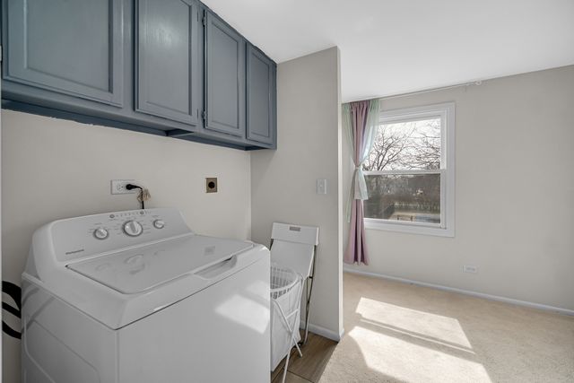 611 Kendall Court, Schaumburg, IL 60194