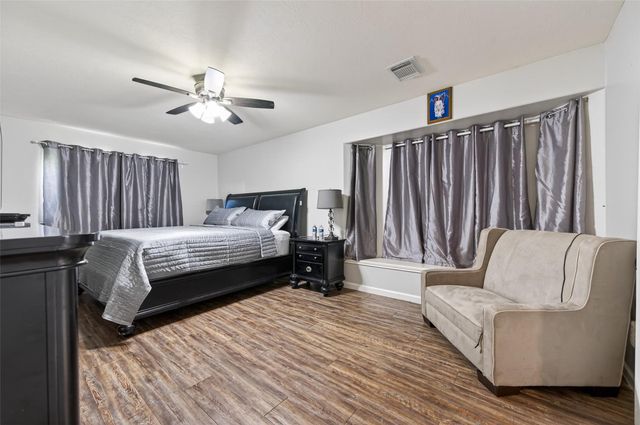 903 Red Alder Circle, Houston, TX 77073