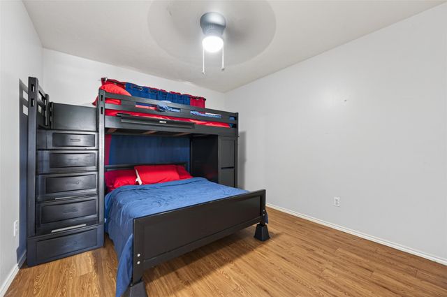 903 Red Alder Circle, Houston, TX 77073