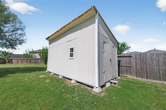 903 Red Alder Circle, Houston, TX 77073