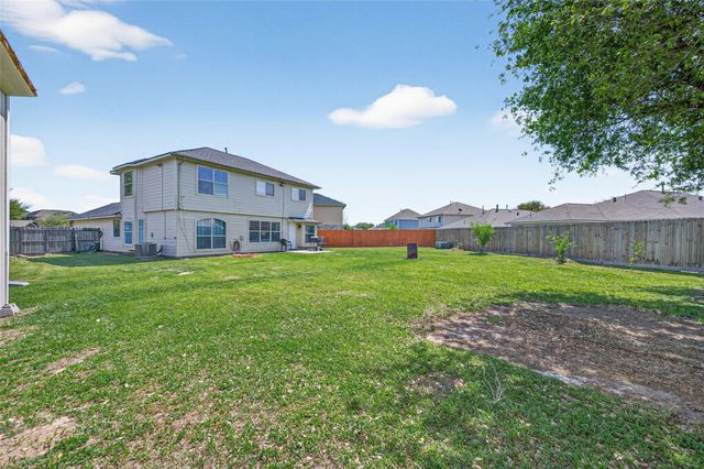 903 Red Alder Circle, Houston, TX 77073