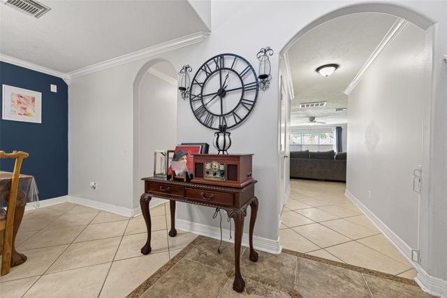 903 Red Alder Circle, Houston, TX 77073