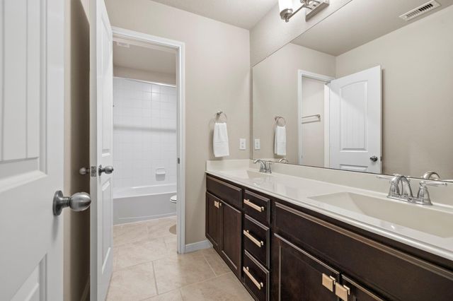 9418 Mcdowell Dr, Richmond, TX 77469