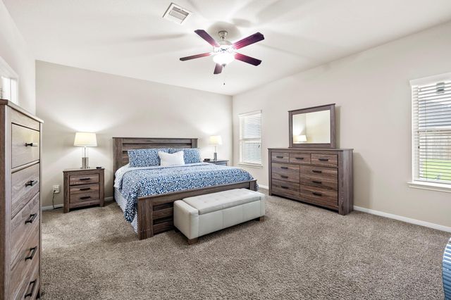 9418 Mcdowell Dr, Richmond, TX 77469