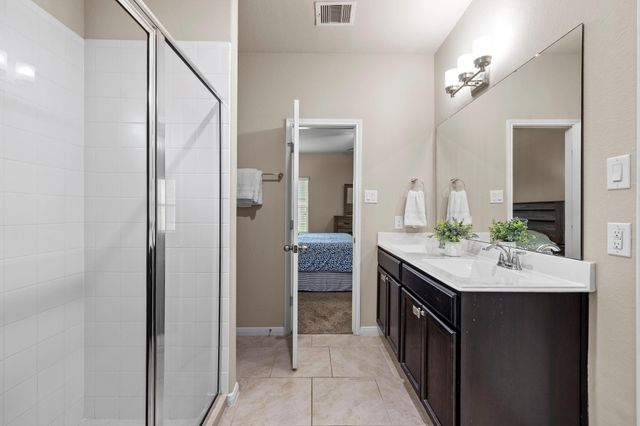9418 Mcdowell Dr, Richmond, TX 77469