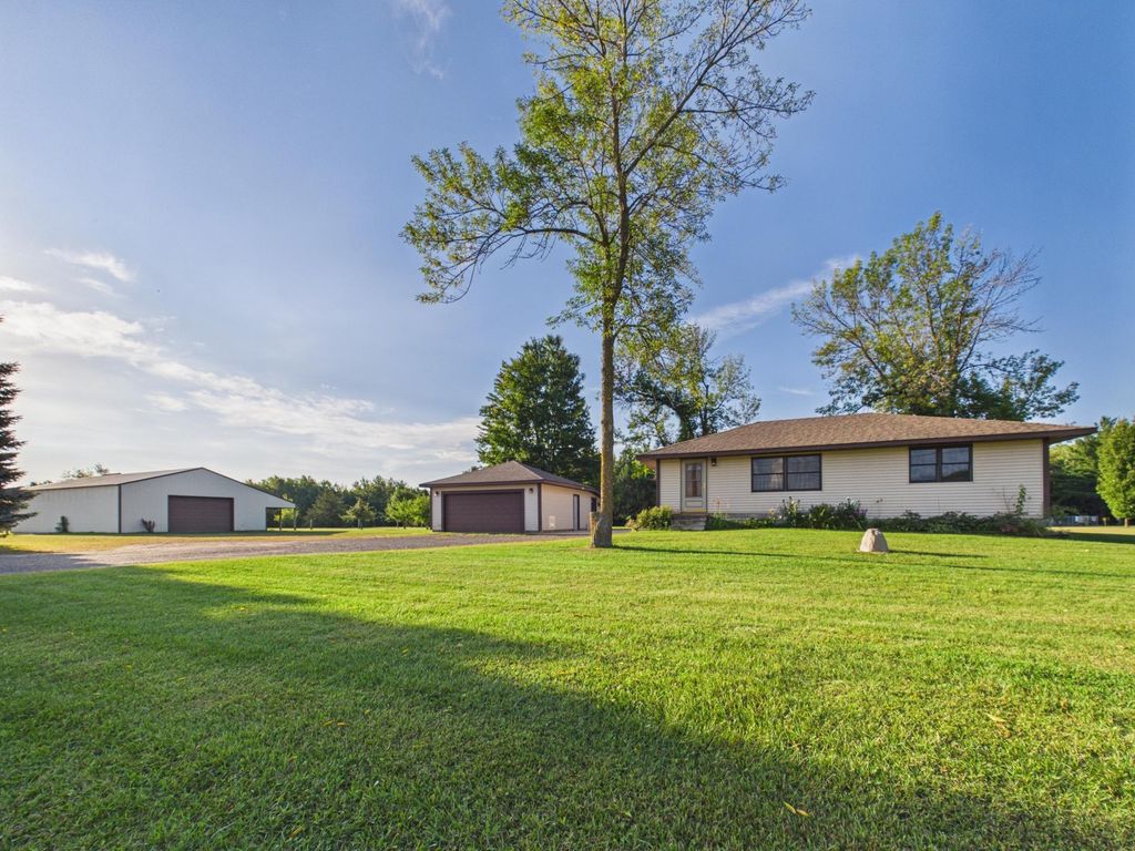 5341 425th Street, Harris, MN 55032 — exterior