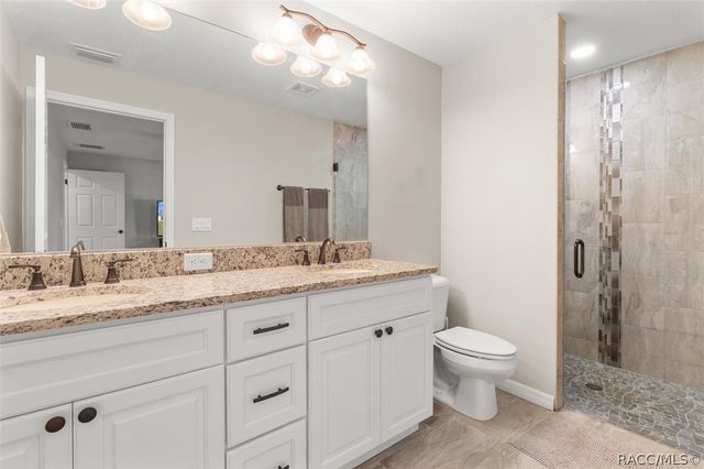 11855 W Flaxen Drive, Crystal River, FL 34428
