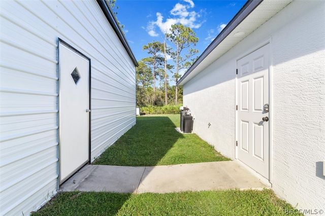 11855 W Flaxen Drive, Crystal River, FL 34428
