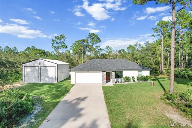 11855 W Flaxen Drive, Crystal River, FL 34428