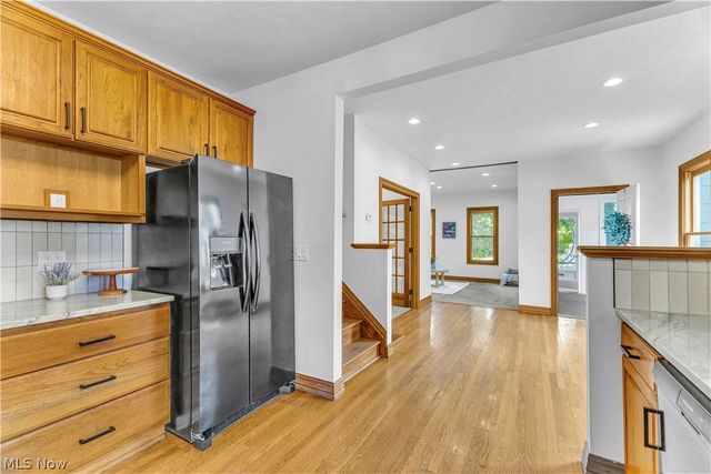 131 N Vine Street, Medina, OH 44256
