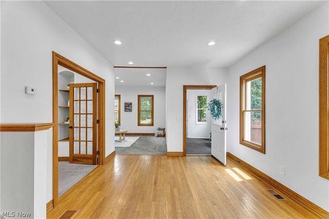 131 N Vine Street, Medina, OH 44256