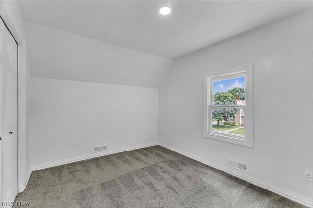 131 N Vine Street, Medina, OH 44256