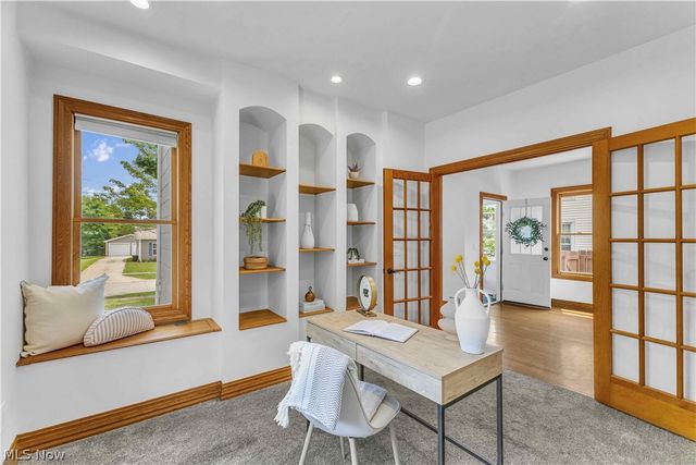 131 N Vine Street, Medina, OH 44256