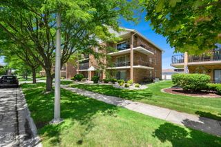 8154 168th Place 3E, Tinley Park, IL 60477
