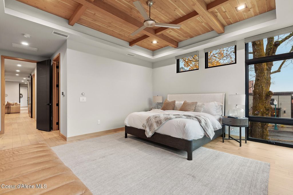 804 E LAKESIDE AVE, Coeur d'Alene, ID 83814 photo 26