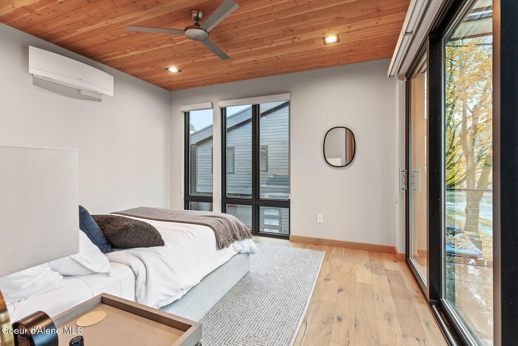804 E LAKESIDE AVE, Coeur d'Alene, ID 83814 photo 33