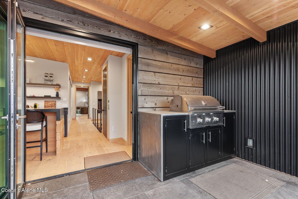 804 E LAKESIDE AVE, Coeur d'Alene, ID 83814 photo 47