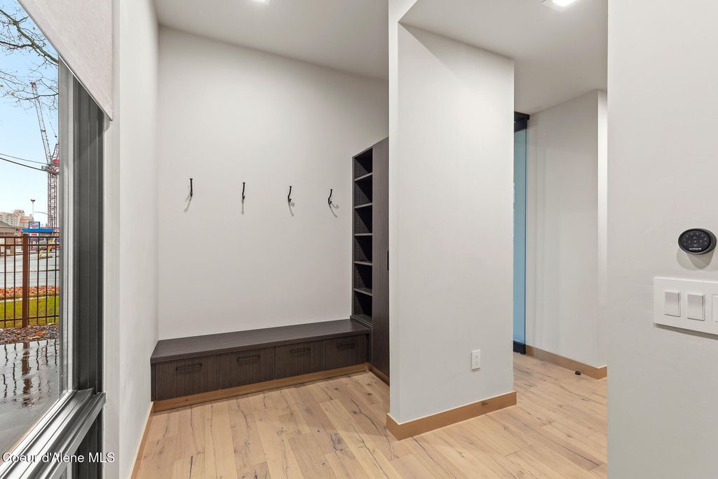 804 E LAKESIDE AVE, Coeur d'Alene, ID 83814 photo 49