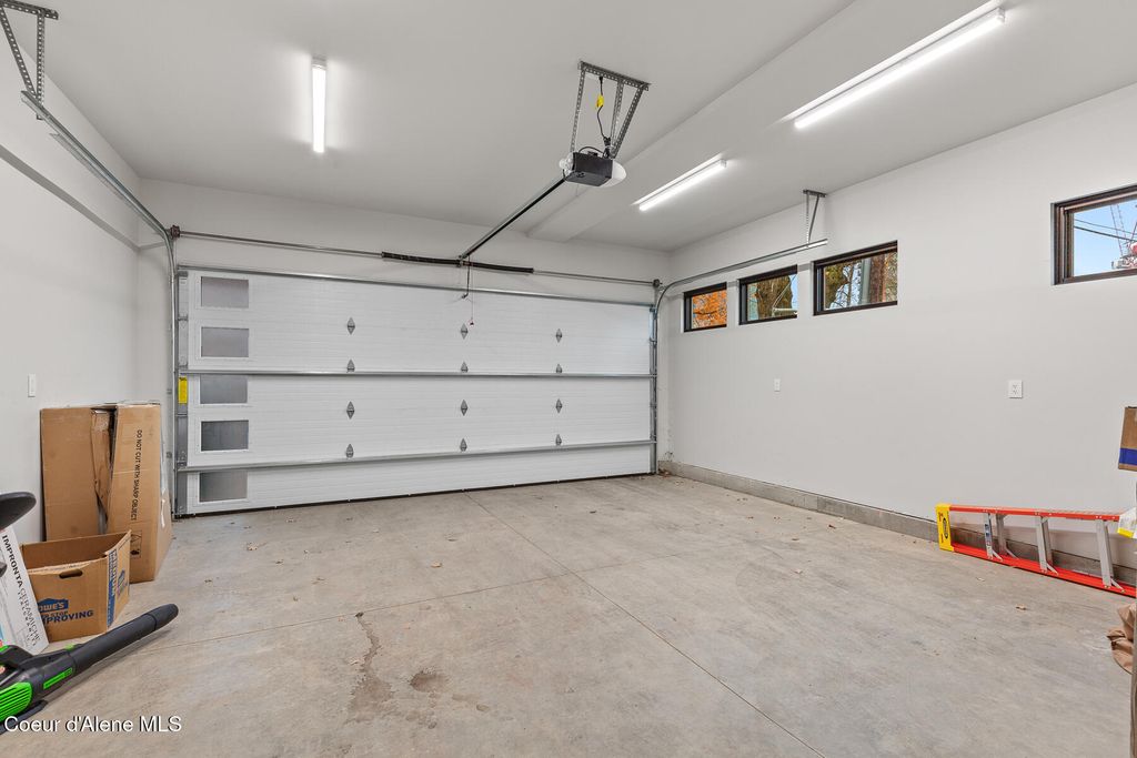 804 E LAKESIDE AVE, Coeur d'Alene, ID 83814 photo 50