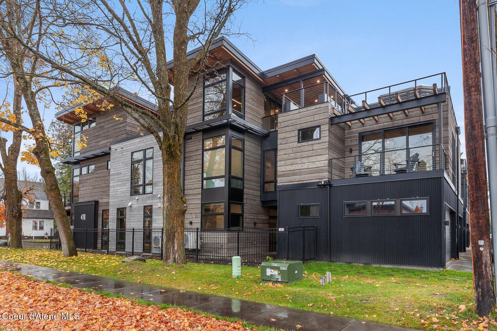 804 E LAKESIDE AVE, Coeur d'Alene, ID 83814 photo 52