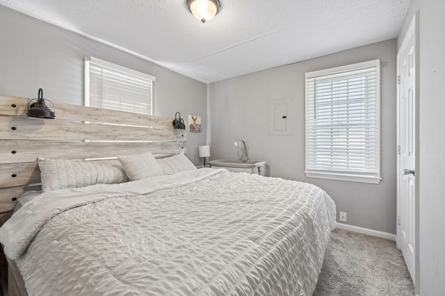612 Fairview Ave, Lebanon, TN 37087