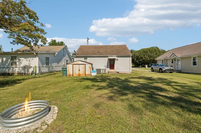 612 Fairview Ave, Lebanon, TN 37087