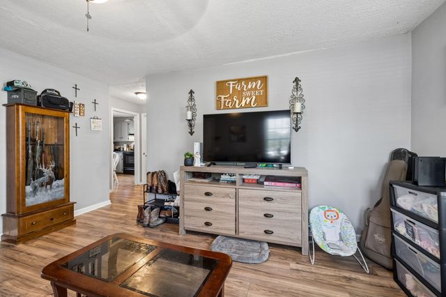 612 Fairview Ave, Lebanon, TN 37087