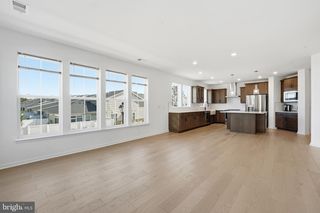 13970 ENGLEFIELD DR #207, Woodbridge, VA 22193