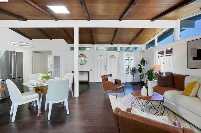 27488 Bahama Ave, Hayward, CA 94545