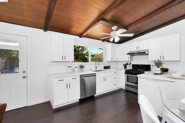 27488 Bahama Ave, Hayward, CA 94545